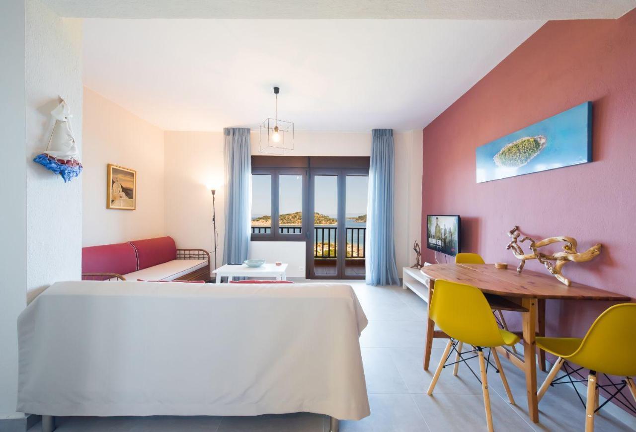 Nereus & Oceanus Beachfront Apartments, Lagonisi Beach #Feelslikehome Órmosz Panajász Kültér fotó