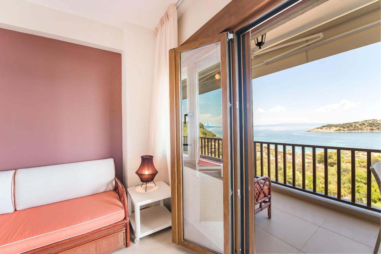 Nereus & Oceanus Beachfront Apartments, Lagonisi Beach #Feelslikehome Órmosz Panajász Kültér fotó