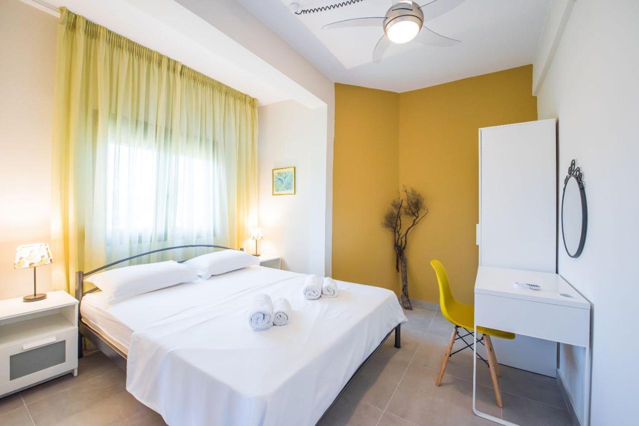 Nereus & Oceanus Beachfront Apartments, Lagonisi Beach #Feelslikehome Órmosz Panajász Kültér fotó