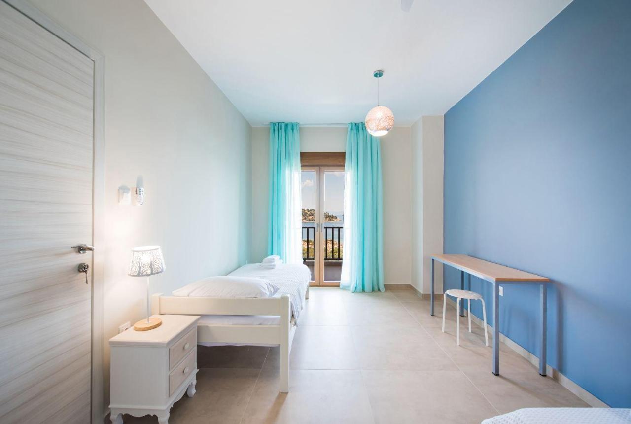 Nereus & Oceanus Beachfront Apartments, Lagonisi Beach #Feelslikehome Órmosz Panajász Kültér fotó