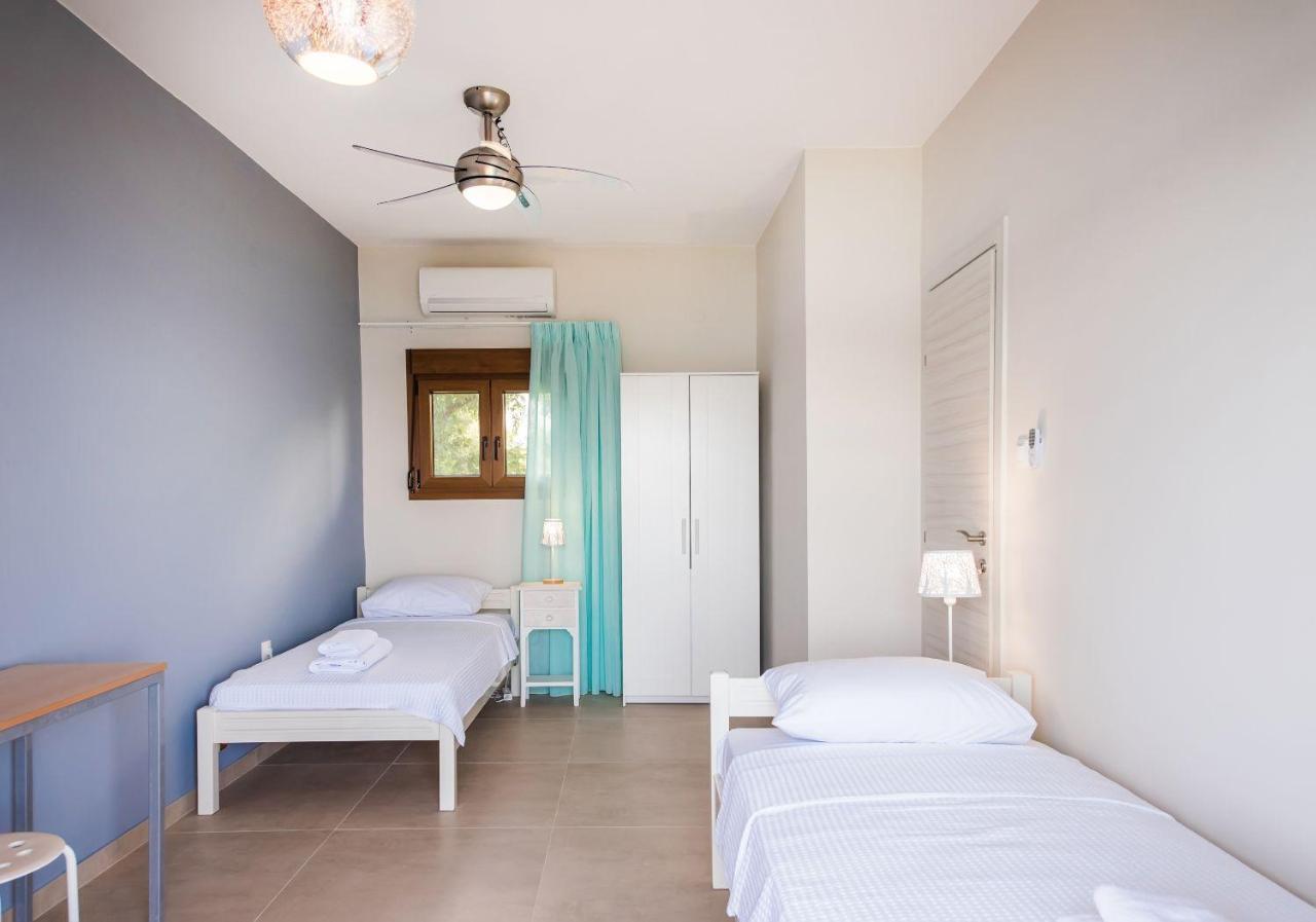 Nereus & Oceanus Beachfront Apartments, Lagonisi Beach #Feelslikehome Órmosz Panajász Kültér fotó