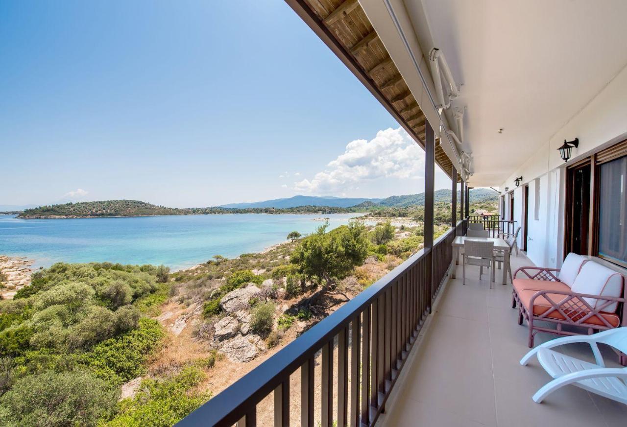 Nereus & Oceanus Beachfront Apartments, Lagonisi Beach #Feelslikehome Órmosz Panajász Kültér fotó