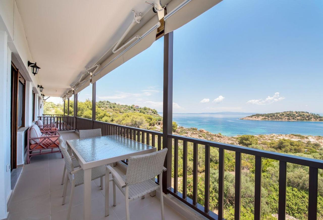 Nereus & Oceanus Beachfront Apartments, Lagonisi Beach #Feelslikehome Órmosz Panajász Kültér fotó