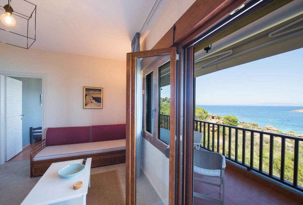 Nereus & Oceanus Beachfront Apartments, Lagonisi Beach #Feelslikehome Órmosz Panajász Kültér fotó